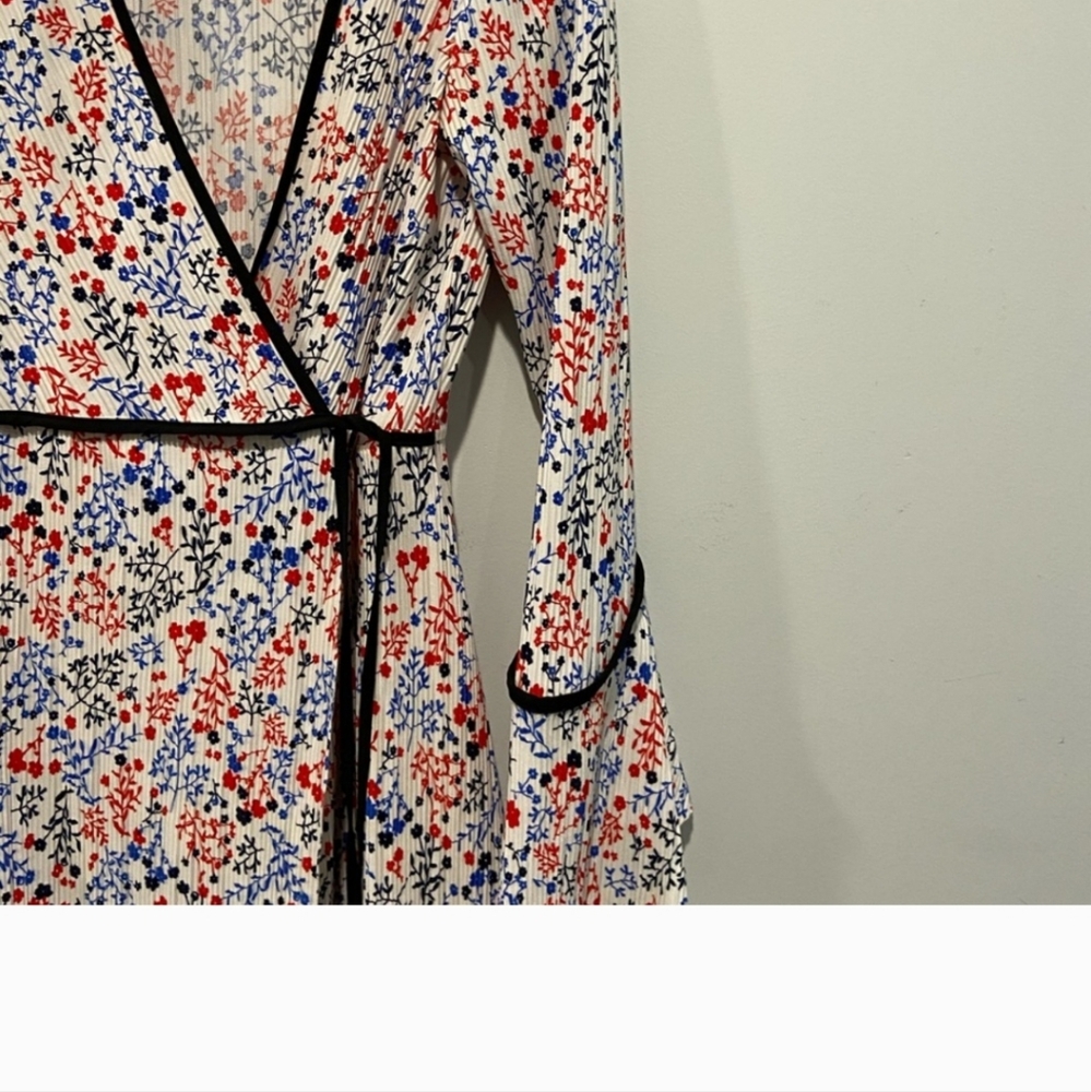 Topshop pleated wrap dress. - Picture 7 of 8